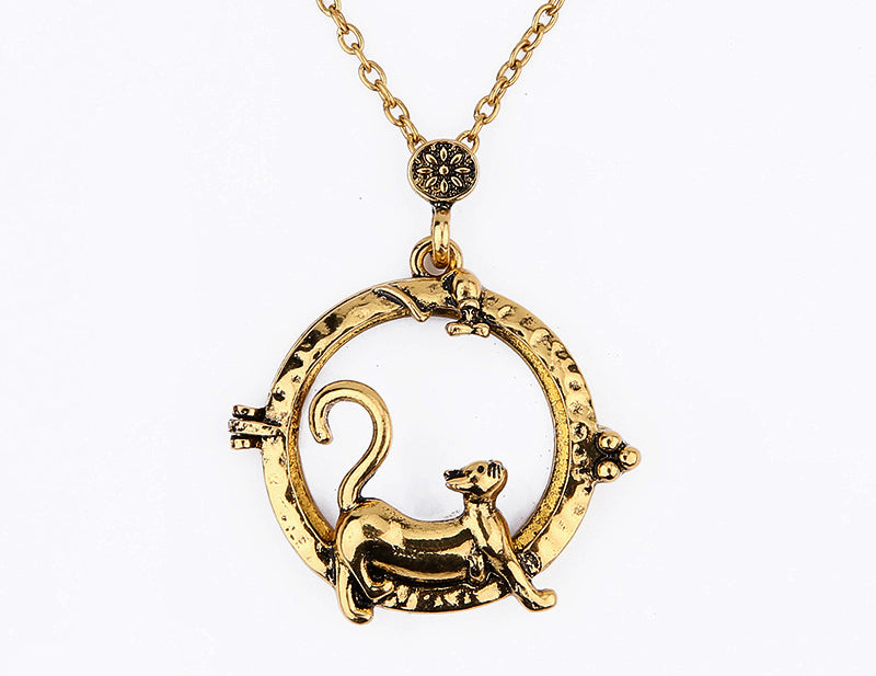 Vintage Cat Necklace Magnifying Glass